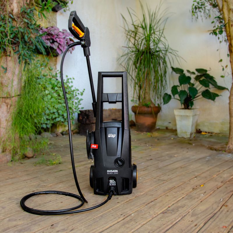 lavadora-de-alta-pressao-1500w-1750psi-wap-ousada-black-2200_03