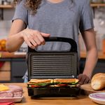 7899831336913-7899831336920-WAP-SANDUICHEIRA-ELETRICA-INOX-WS750-06.jpg